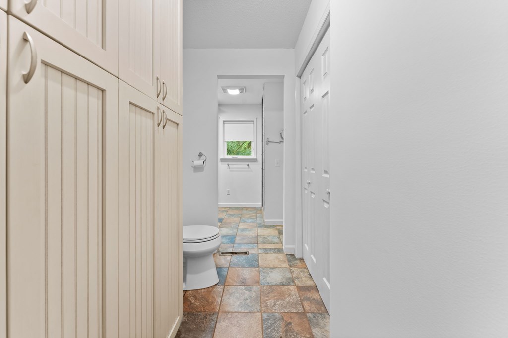 2497 Addington Bridge Rd