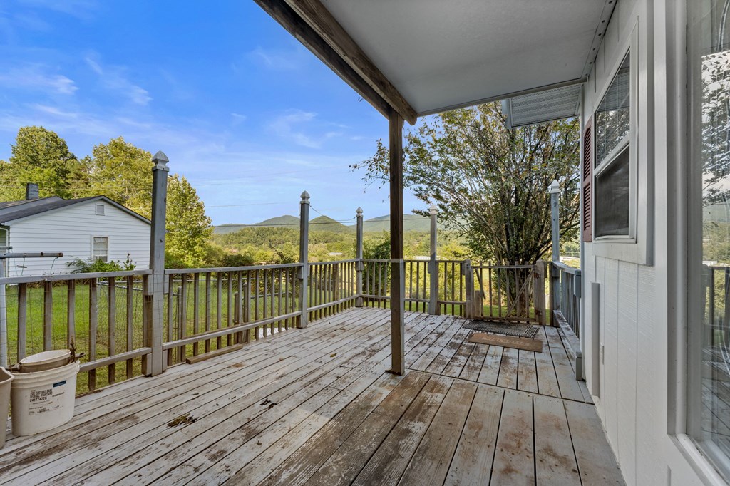 2497 Addington Bridge Rd