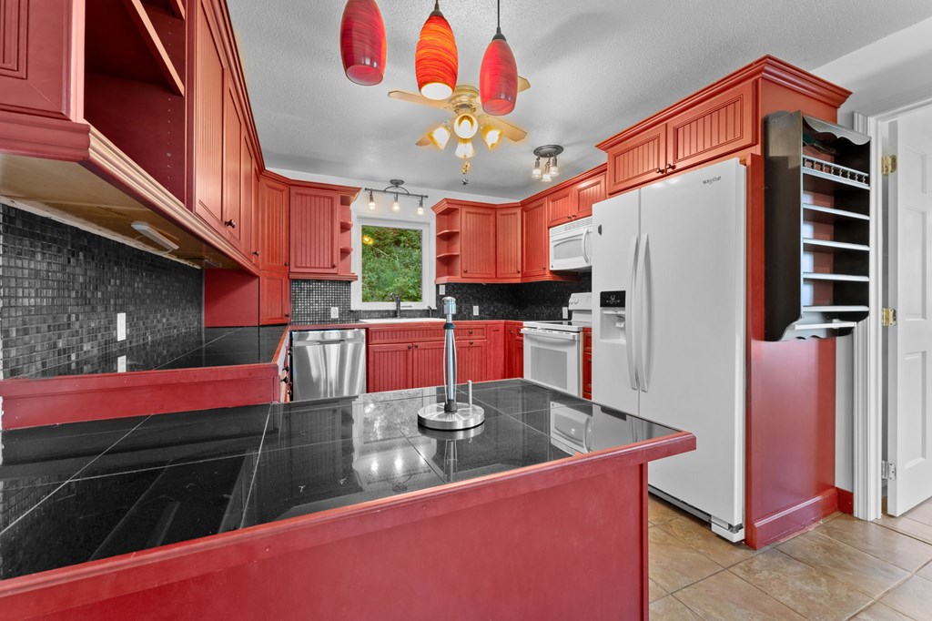 2497 Addington Bridge Rd