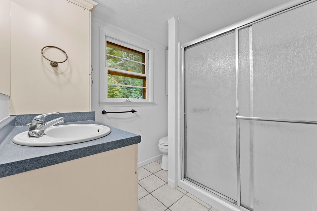 2497 Addington Bridge Rd