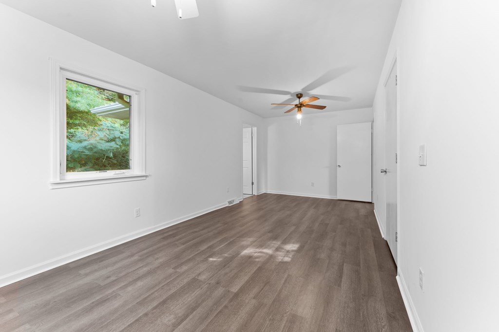 2497 Addington Bridge Rd