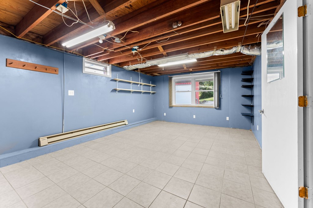 2497 Addington Bridge Rd