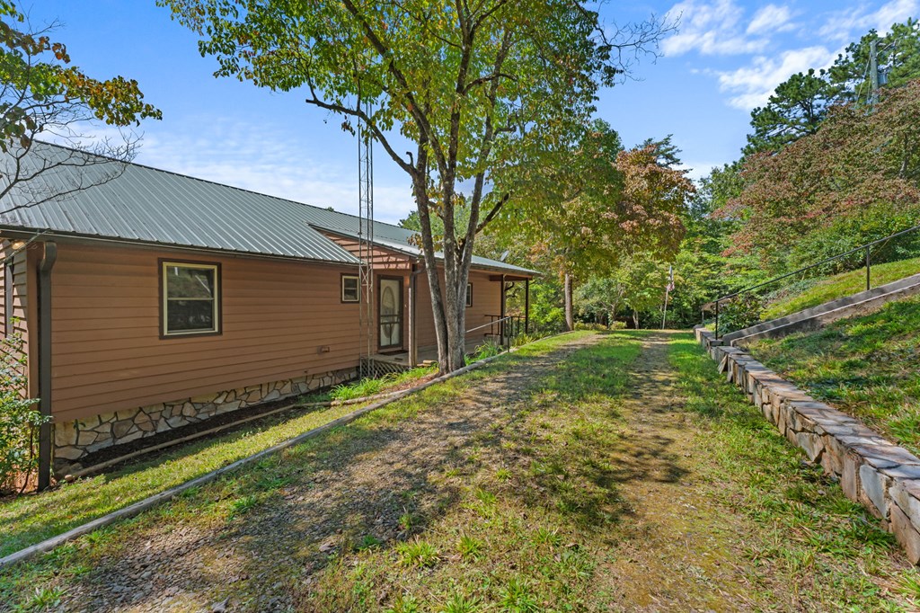 347 Willow Pond Rd