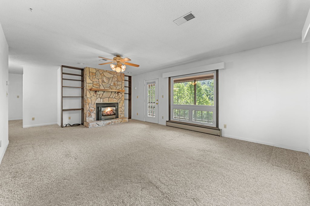 347 Willow Pond Rd