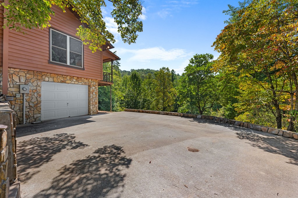 347 Willow Pond Rd