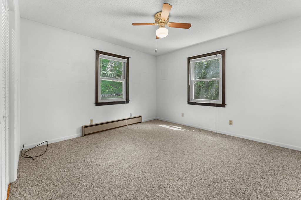 347 Willow Pond Rd