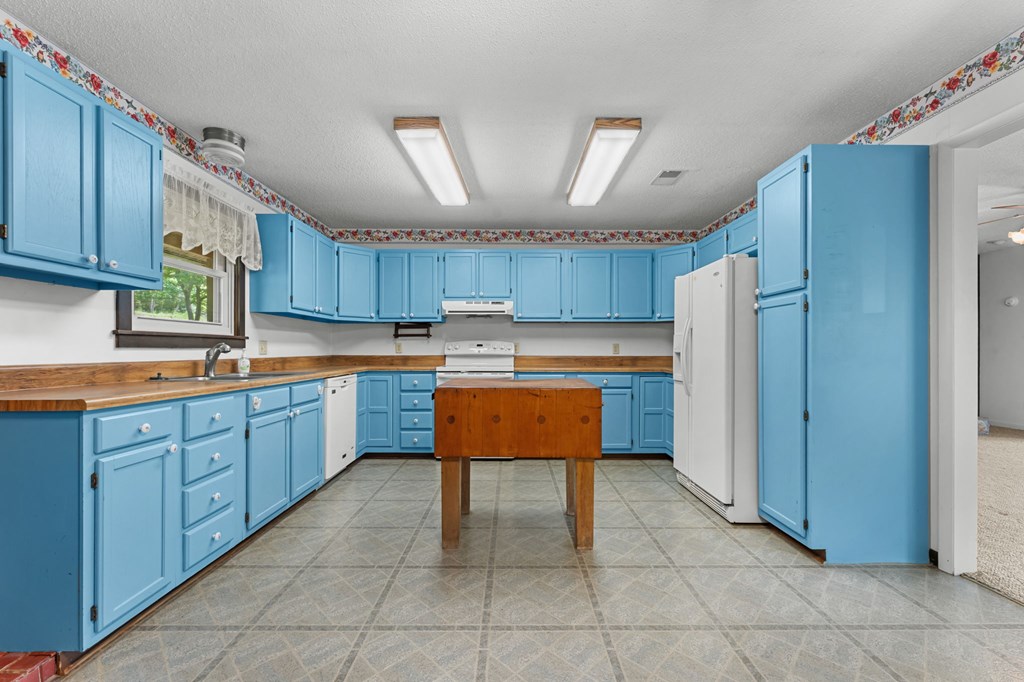 347 Willow Pond Rd