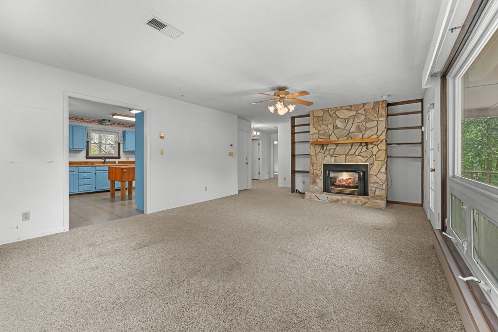 347 Willow Pond Rd