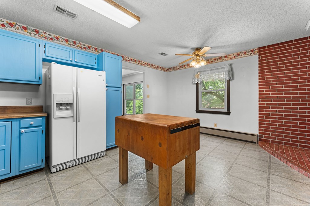 347 Willow Pond Rd