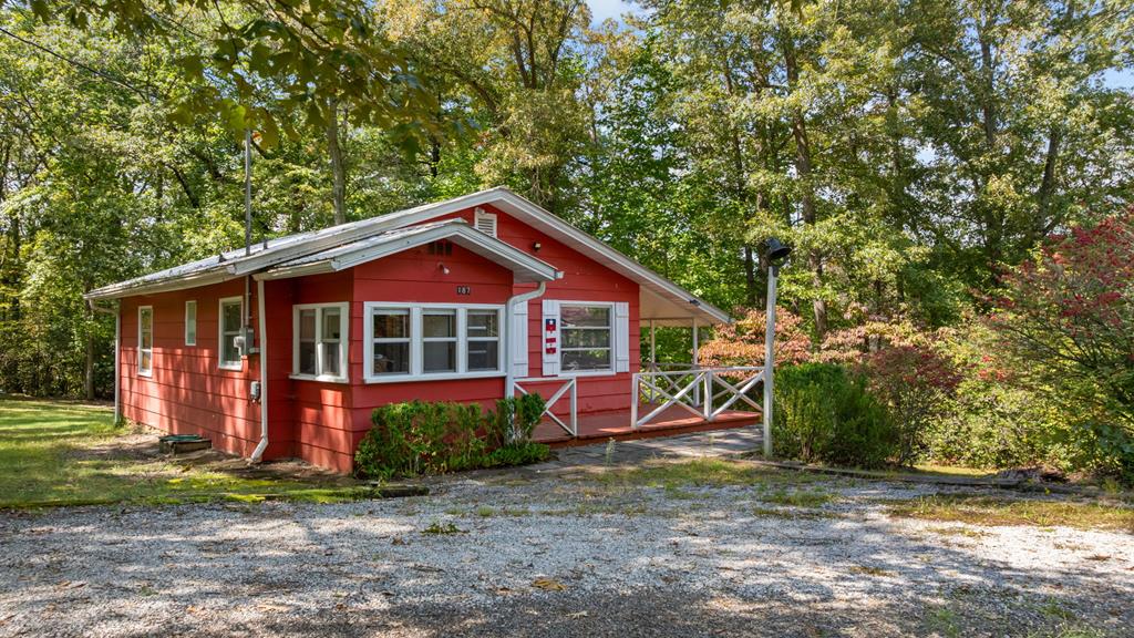 187 Old Cabin Rd