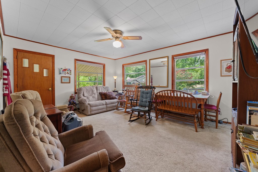 187 Old Cabin Rd