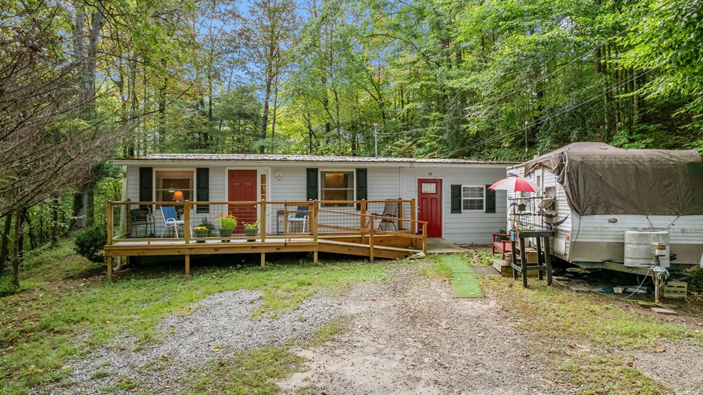 74 Cullasaja Hollow Rd