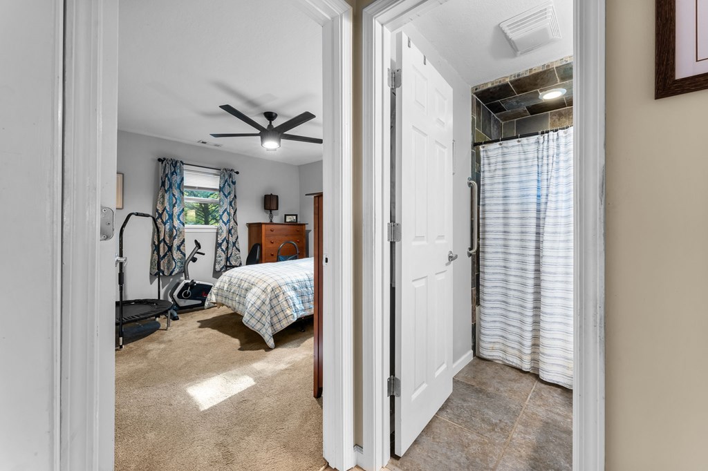 74 Cullasaja Hollow Rd