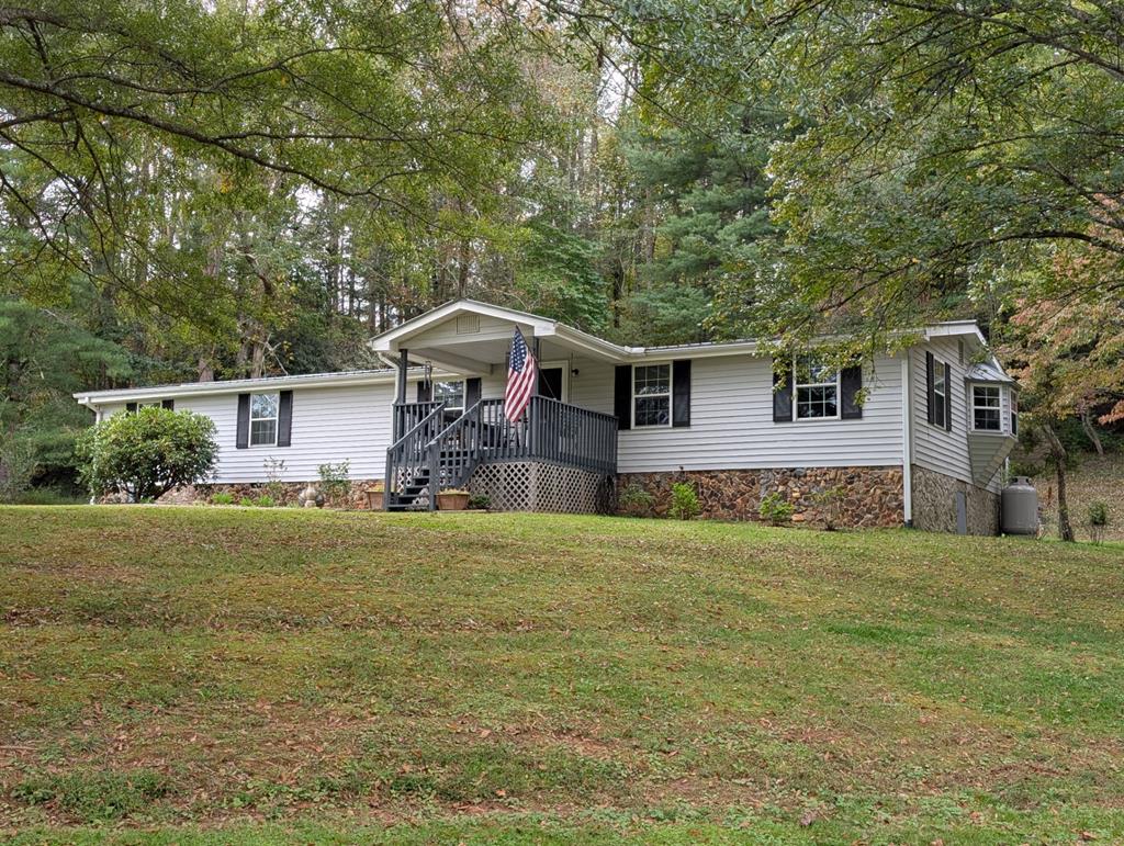 1350 N Skeenah Rd