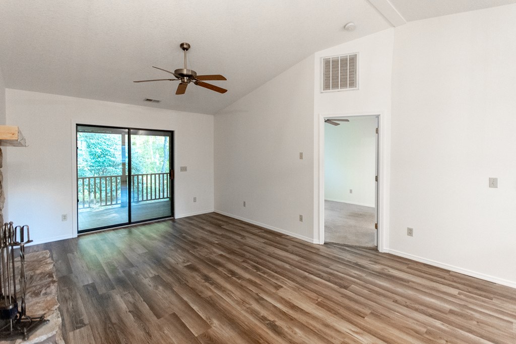 91A Woodside Villas Dr