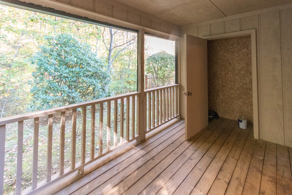 91A Woodside Villas Dr