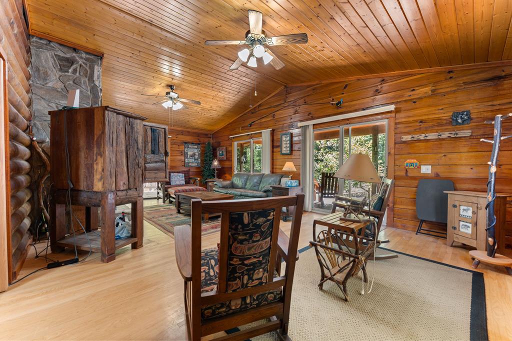 174 Upper Middle Creek Rd, Franklin