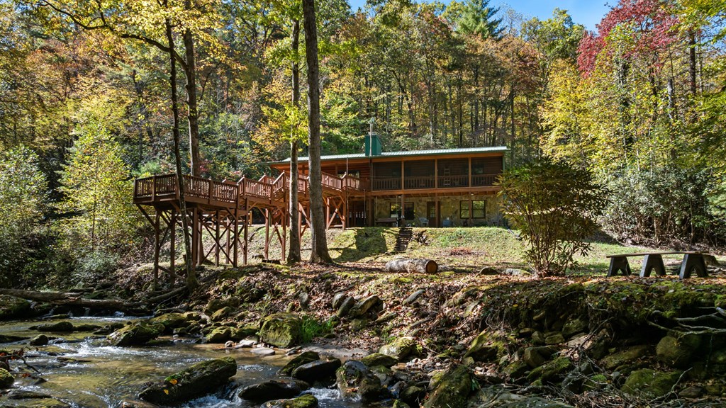 174 Upper Middle Creek Rd, Franklin