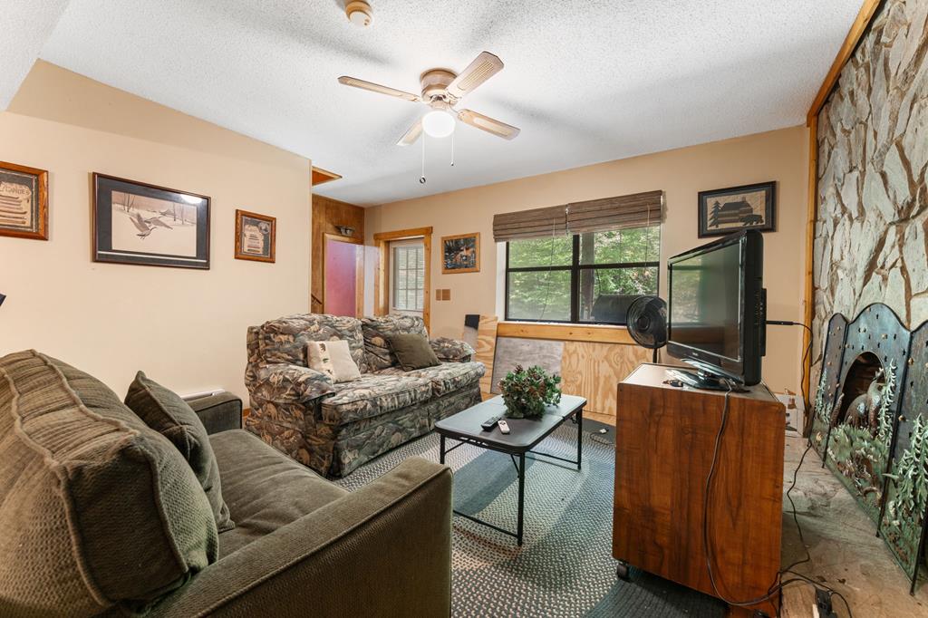 174 Upper Middle Creek Rd, Franklin