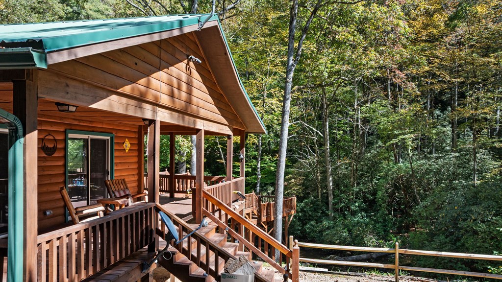 174 Upper Middle Creek Rd, Franklin