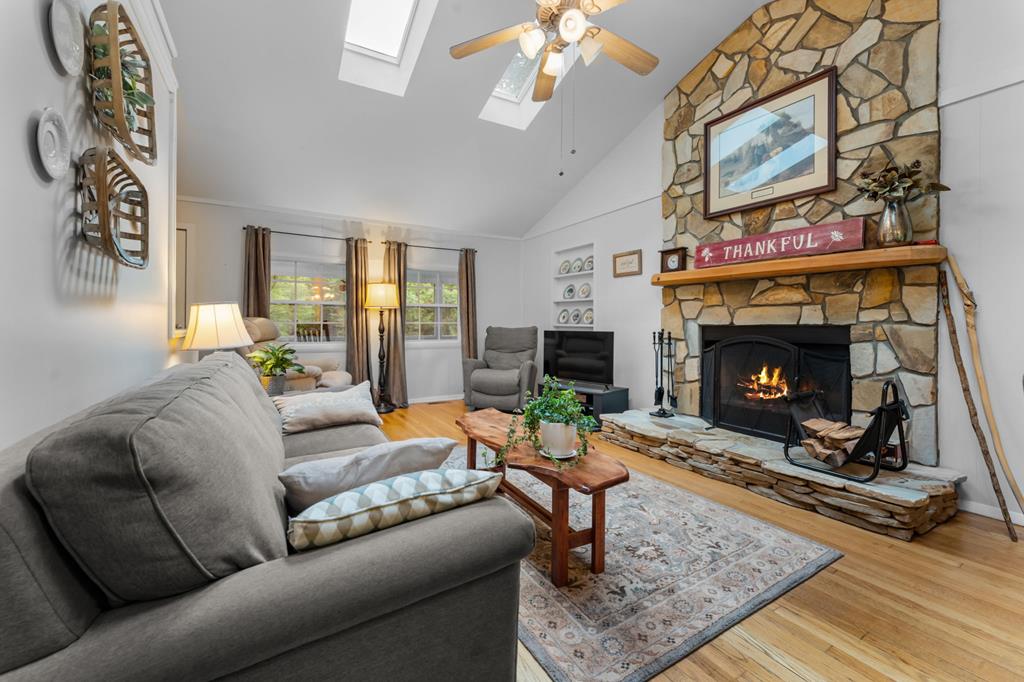 592 Snow Hill Falls Circle, Franklin