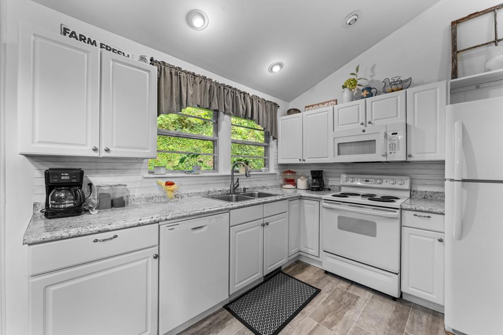 592 Snow Hill Falls Circle, Franklin