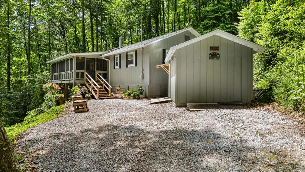 592 Snow Hill Falls Circle, Franklin