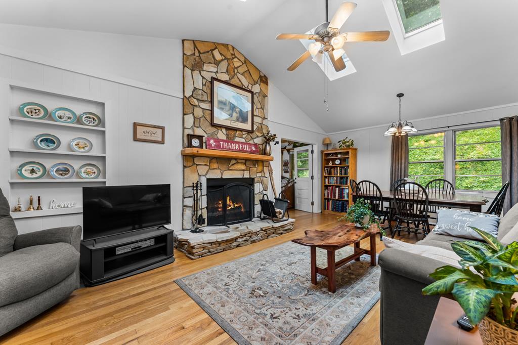 592 Snow Hill Falls Circle, Franklin