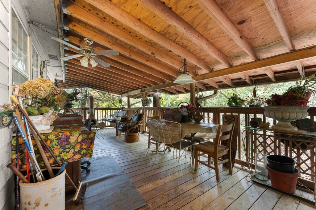 39 Woodcove Dr, Franklin