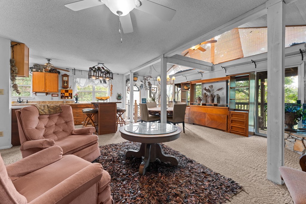 39 Woodcove Dr, Franklin