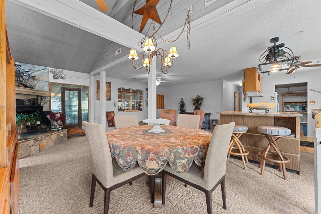 39 Woodcove Dr, Franklin