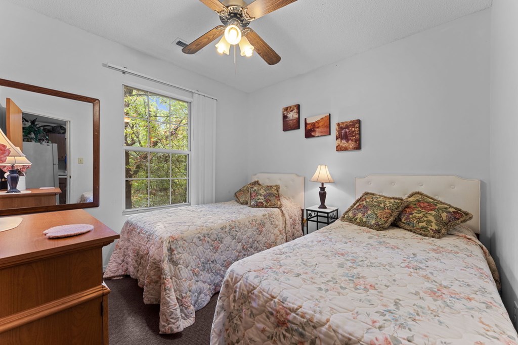 39 Woodcove Dr, Franklin