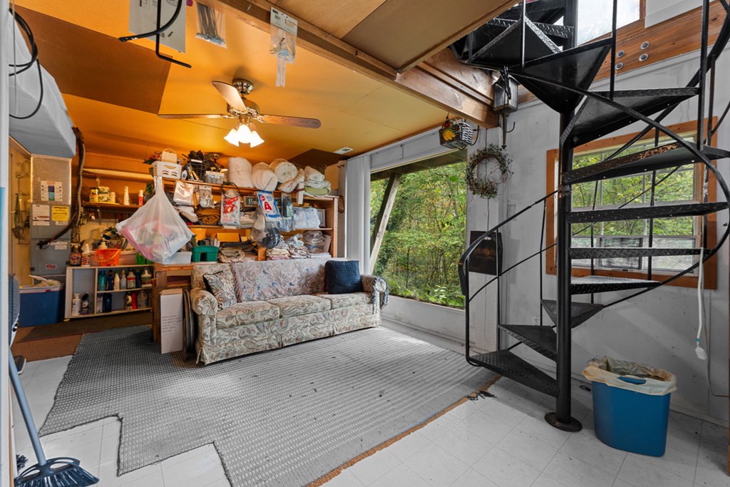 39 Woodcove Dr, Franklin