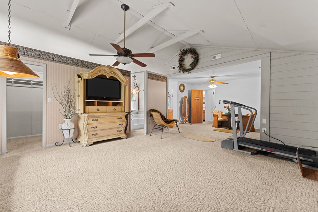 39 Woodcove Dr, Franklin