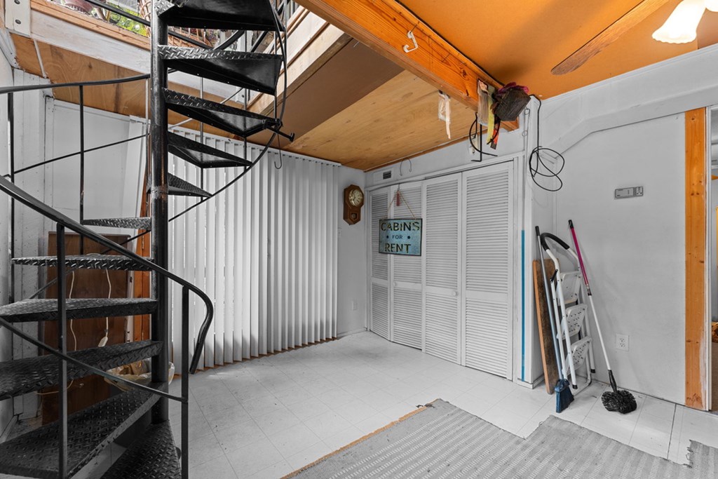 39 Woodcove Dr, Franklin