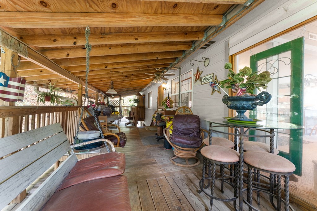 39 Woodcove Dr, Franklin