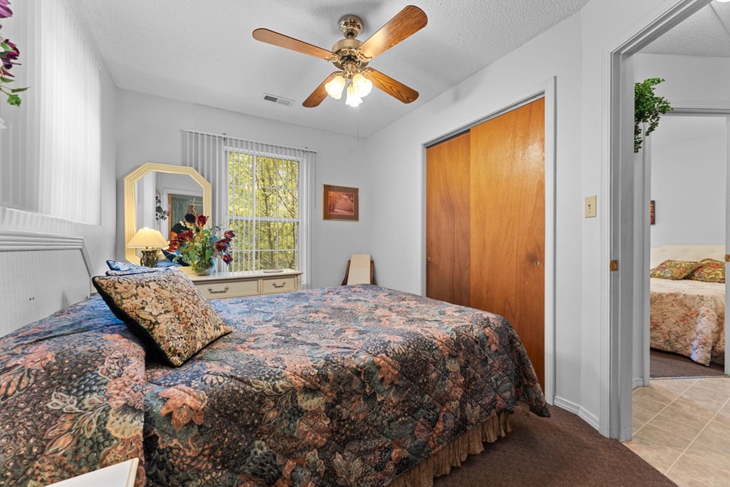 39 Woodcove Dr, Franklin