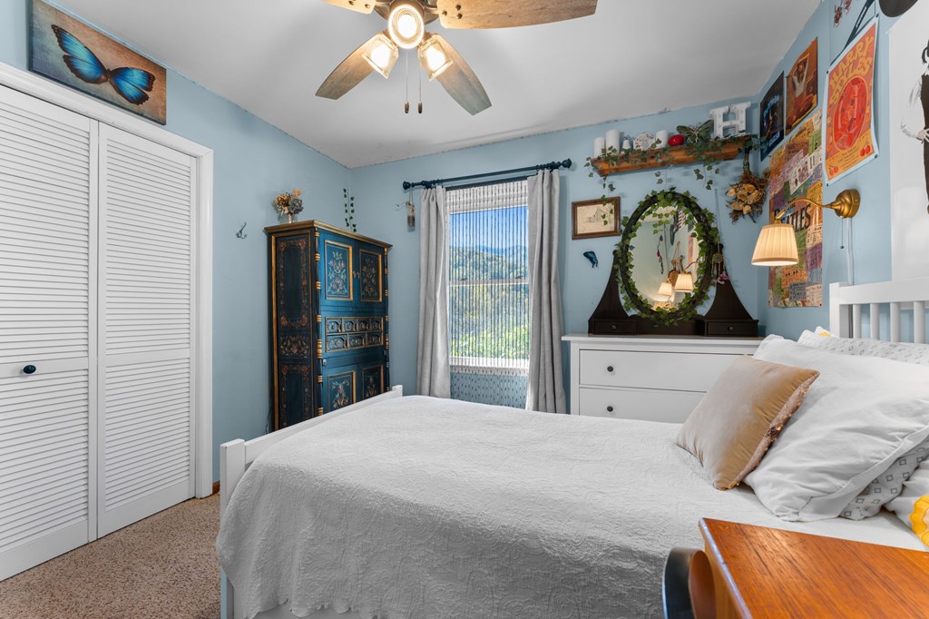 100 Allison Creek Rd