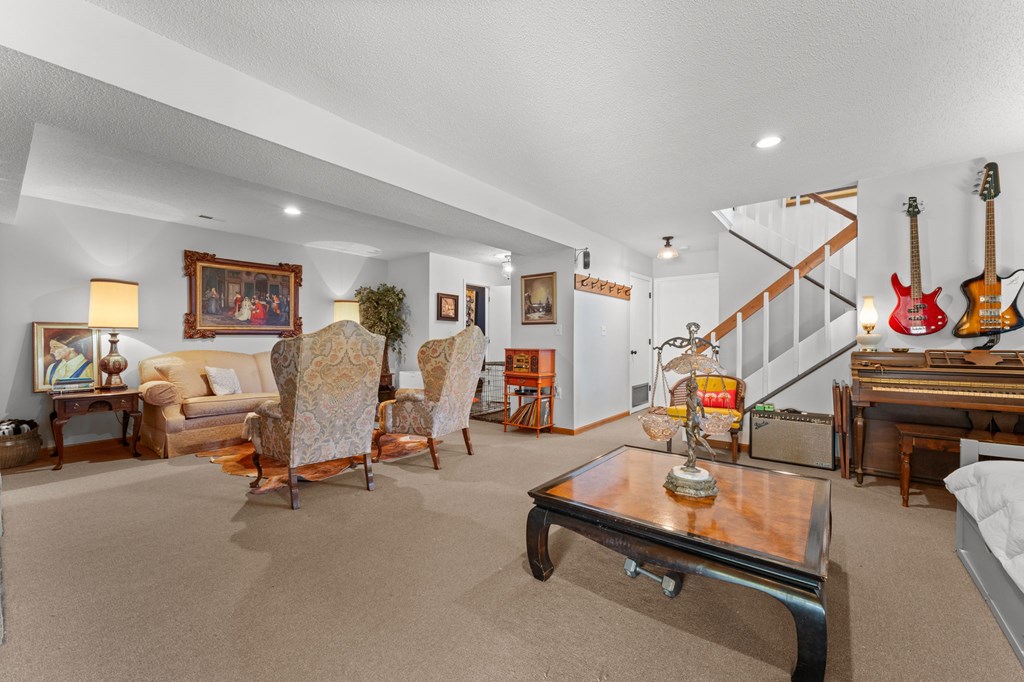 100 Allison Creek Rd