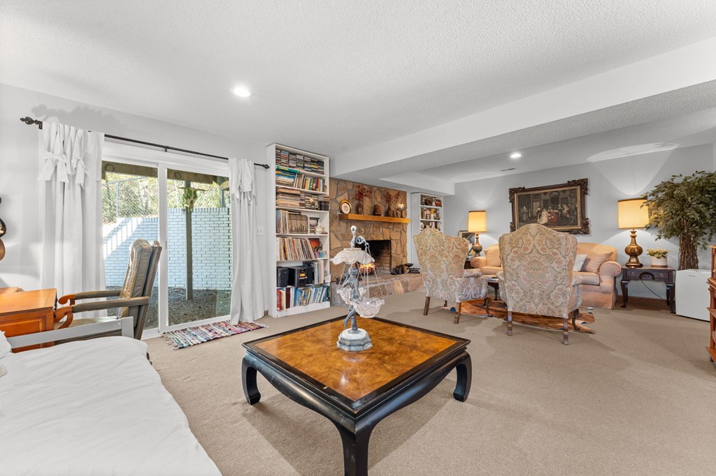 100 Allison Creek Rd