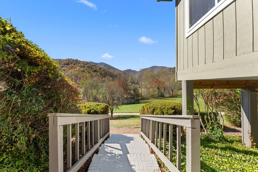 100 Allison Creek Rd