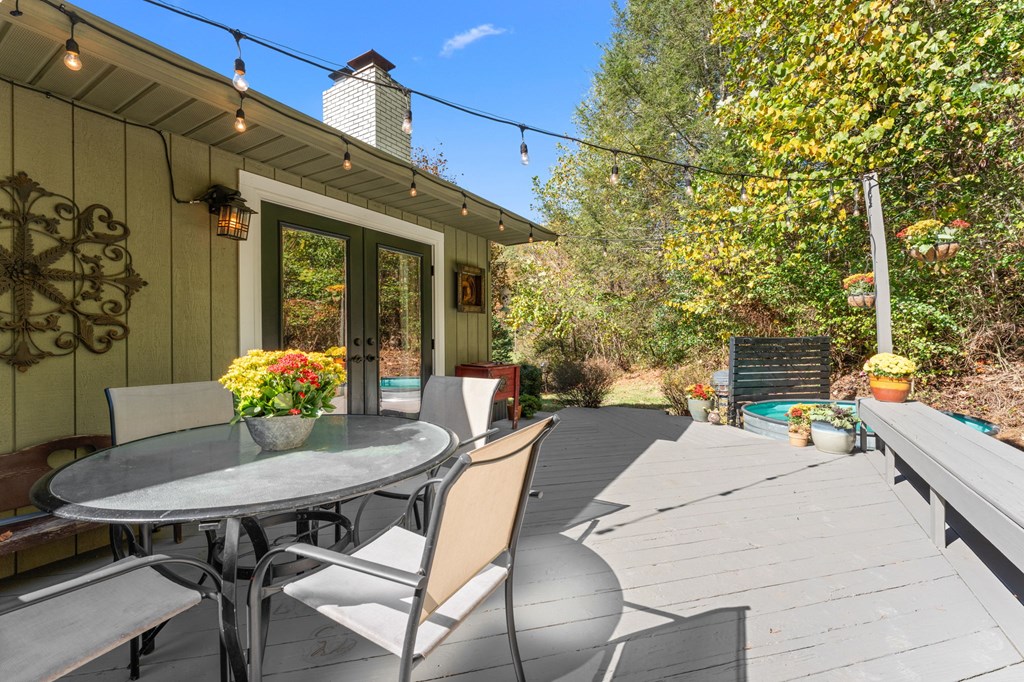 100 Allison Creek Rd