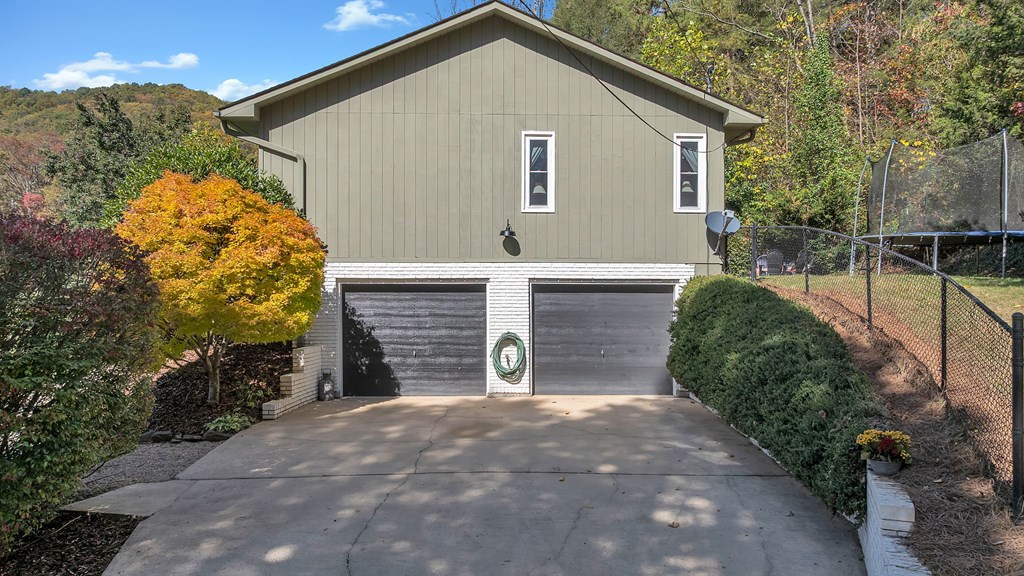 100 Allison Creek Rd