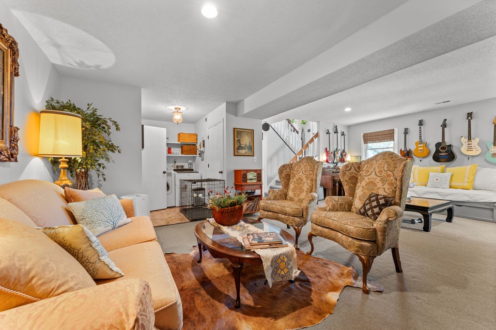 100 Allison Creek Rd