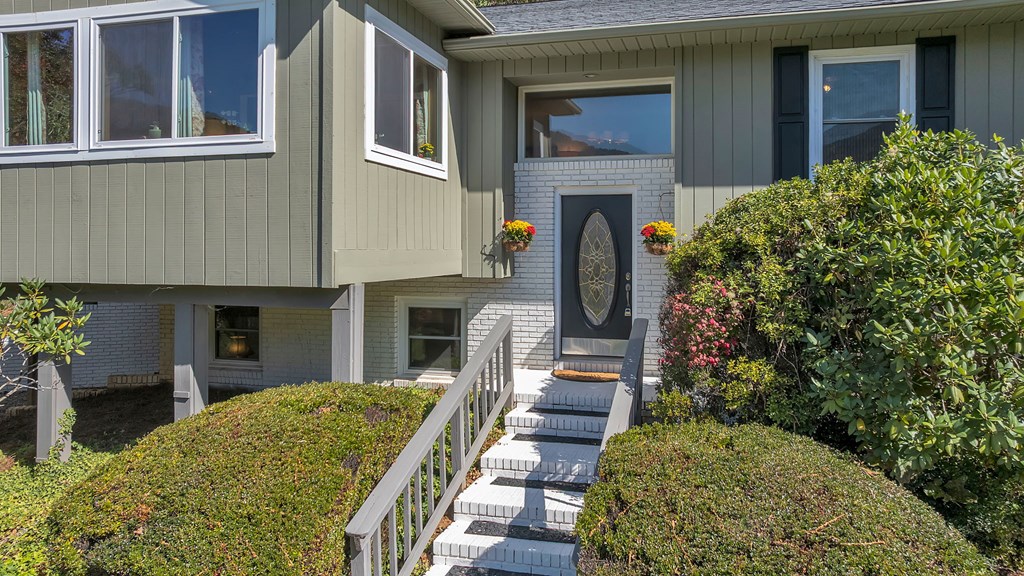 100 Allison Creek Rd