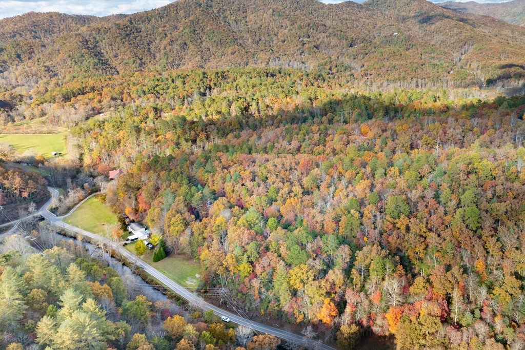 9059 Lower Burningtown Road