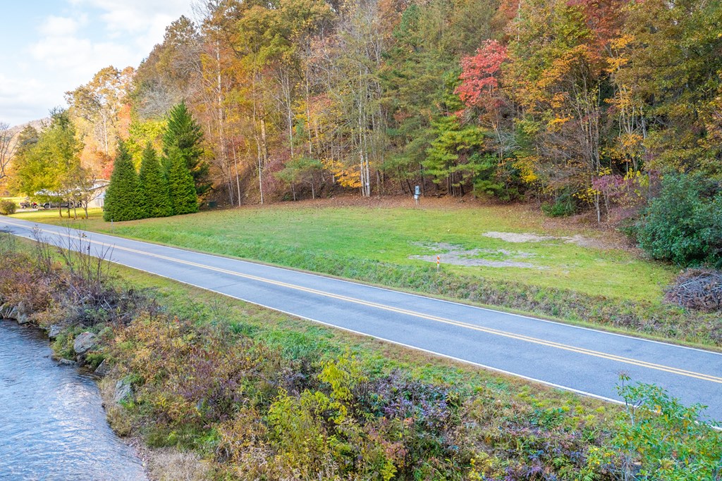 9059 Lower Burningtown Road