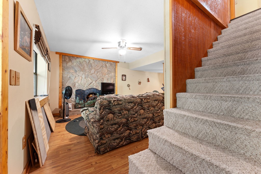 174 Upper Middle Creek Rd