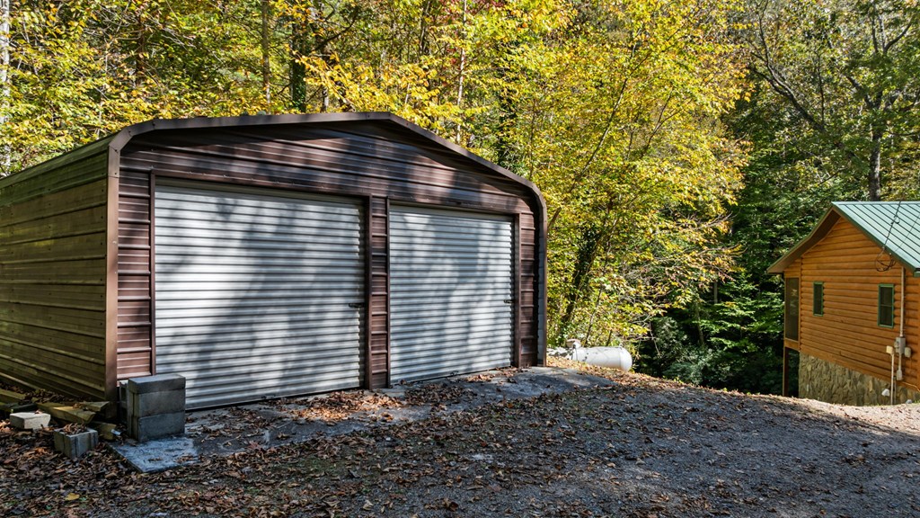 174 Upper Middle Creek Rd