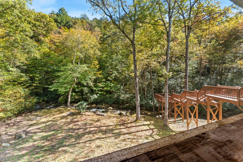 174 Upper Middle Creek Rd